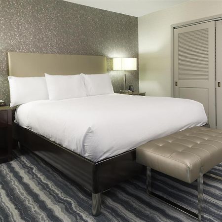 Doubletree By Hilton Hotel Уилмингтон Экстерьер фото