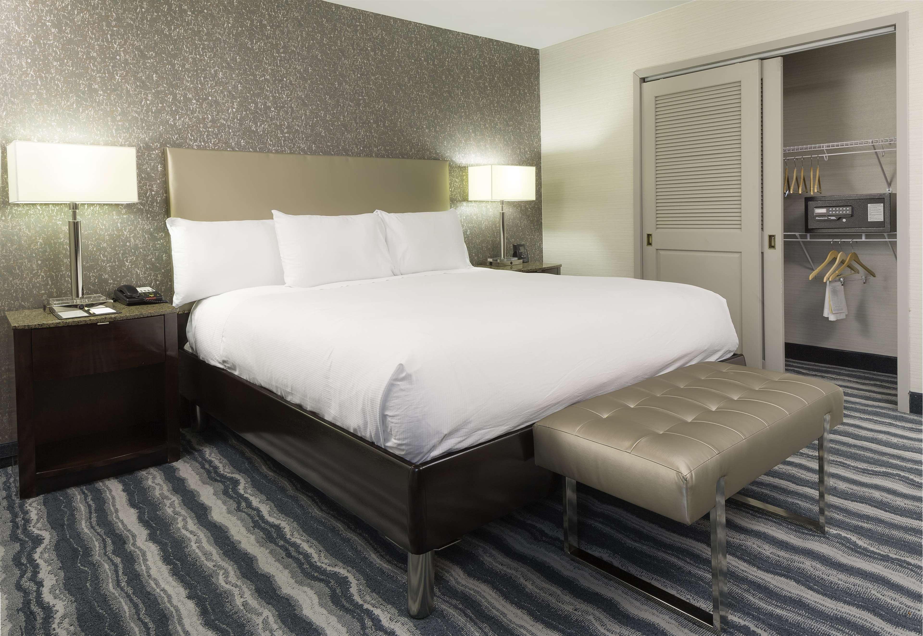Doubletree By Hilton Hotel Уилмингтон Экстерьер фото
