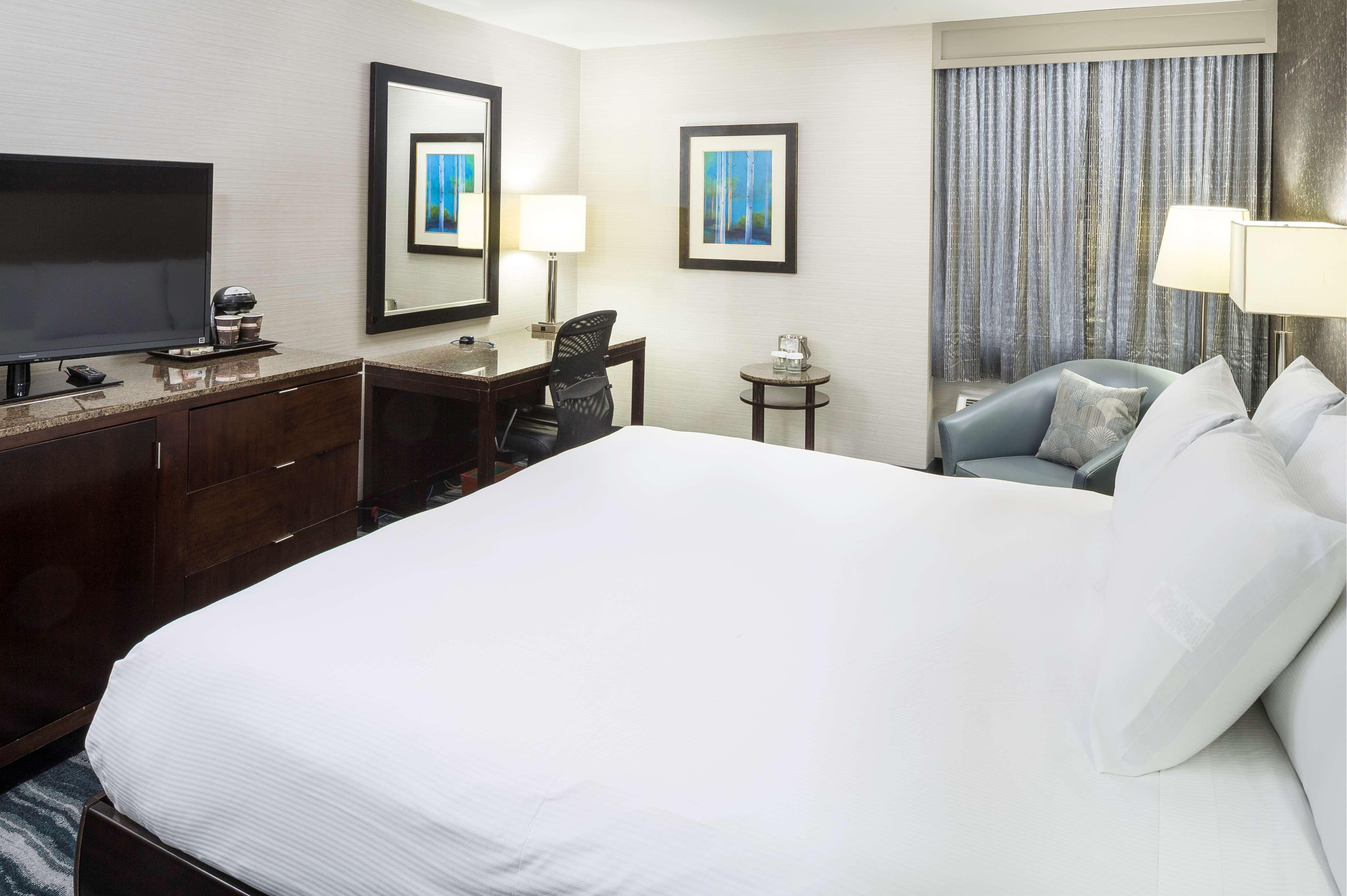 Doubletree By Hilton Hotel Уилмингтон Экстерьер фото