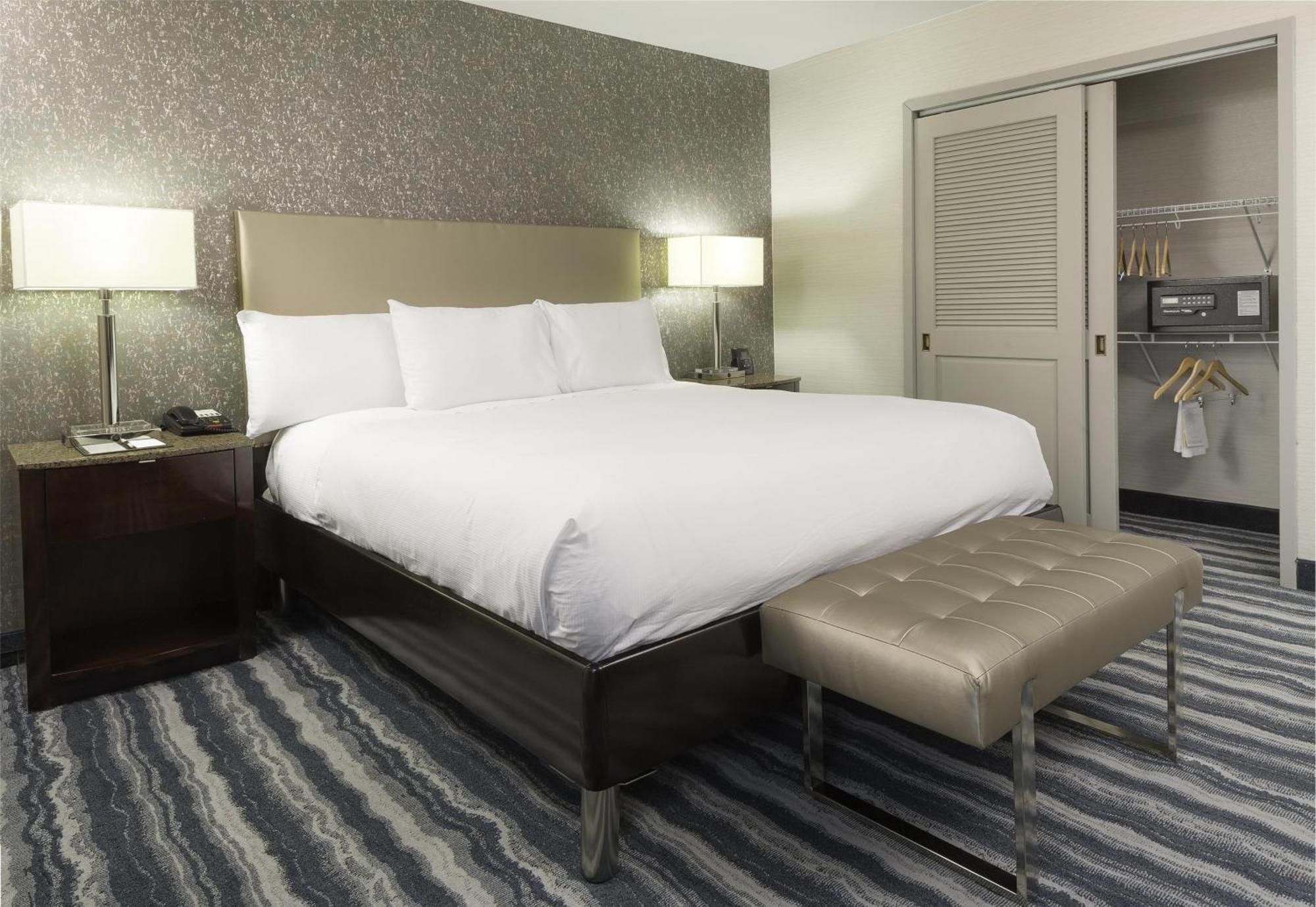 Doubletree By Hilton Hotel Уилмингтон Экстерьер фото