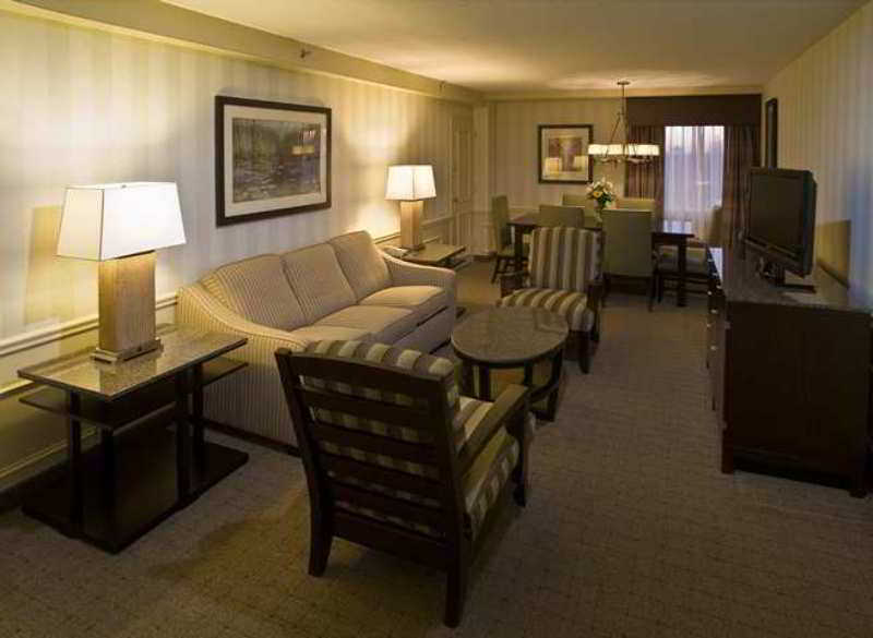 Doubletree By Hilton Hotel Уилмингтон Экстерьер фото